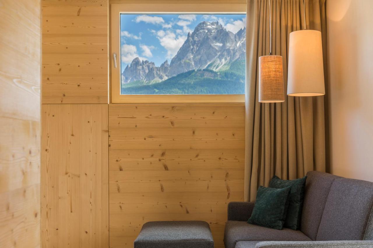 Hotel Strobl Sexten Bagian luar foto