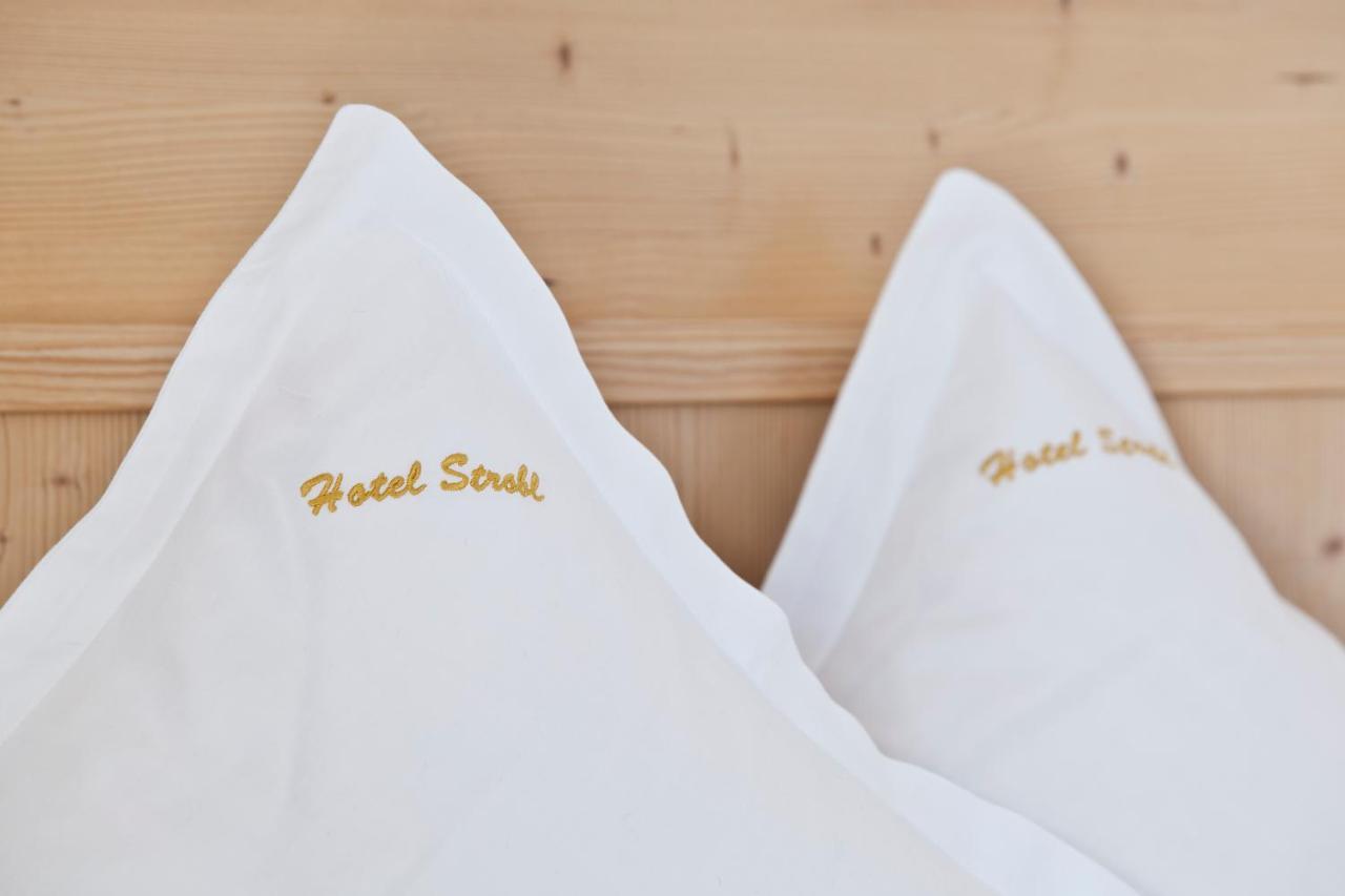 Hotel Strobl Sexten Bagian luar foto