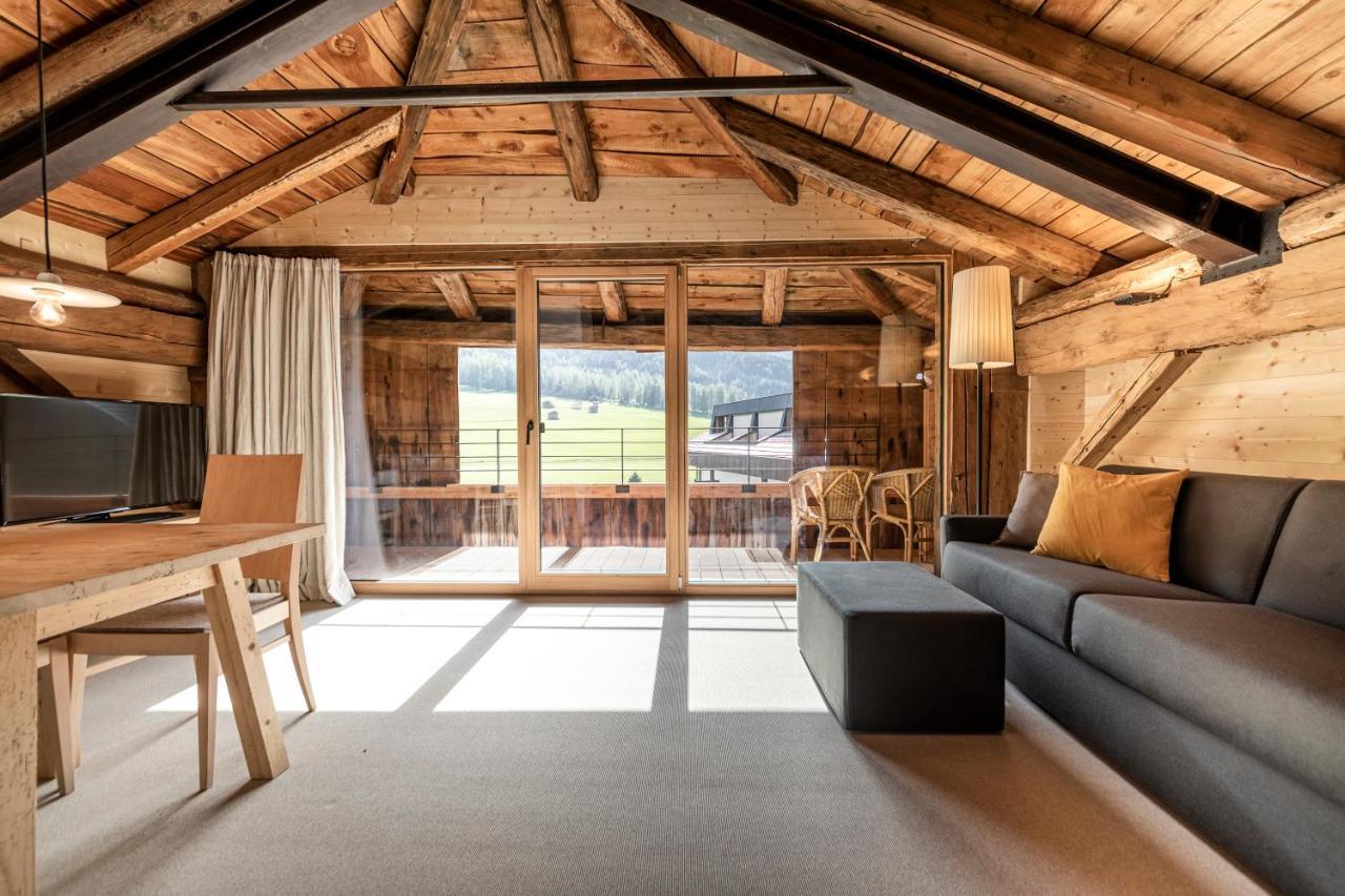 Hotel Strobl Sexten Bagian luar foto